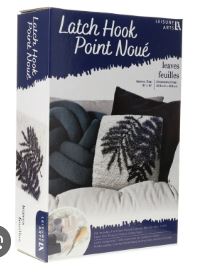 BLACK AND WHITE LEAVES LATCH HOOK 16"