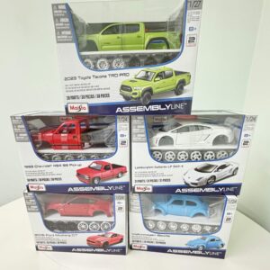 1:24 MODEL KITS ASST