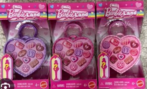 BARBIE MINILAND DOLL ASST HEART BOX